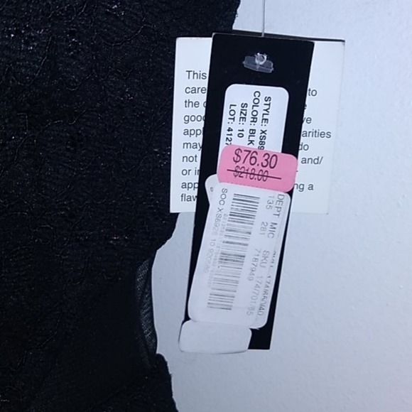 Dress - Picture 3 of 4